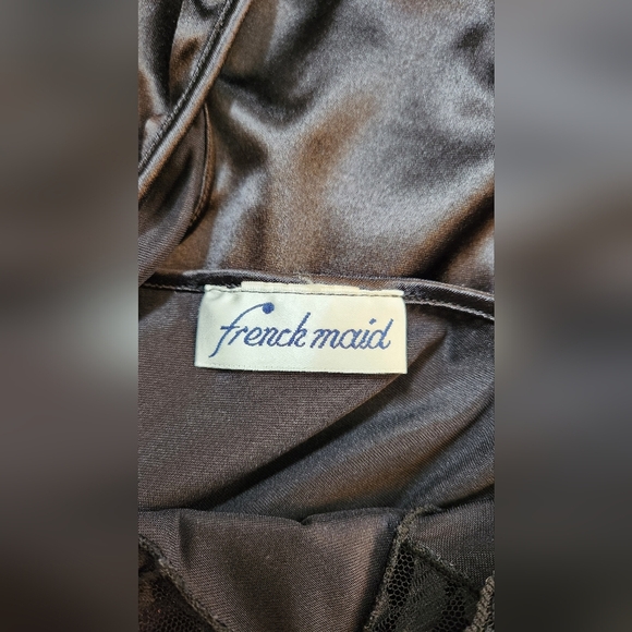 Vintage French Maid Exclusively for Eaton's silky lace chemise - Picture 3 of 9